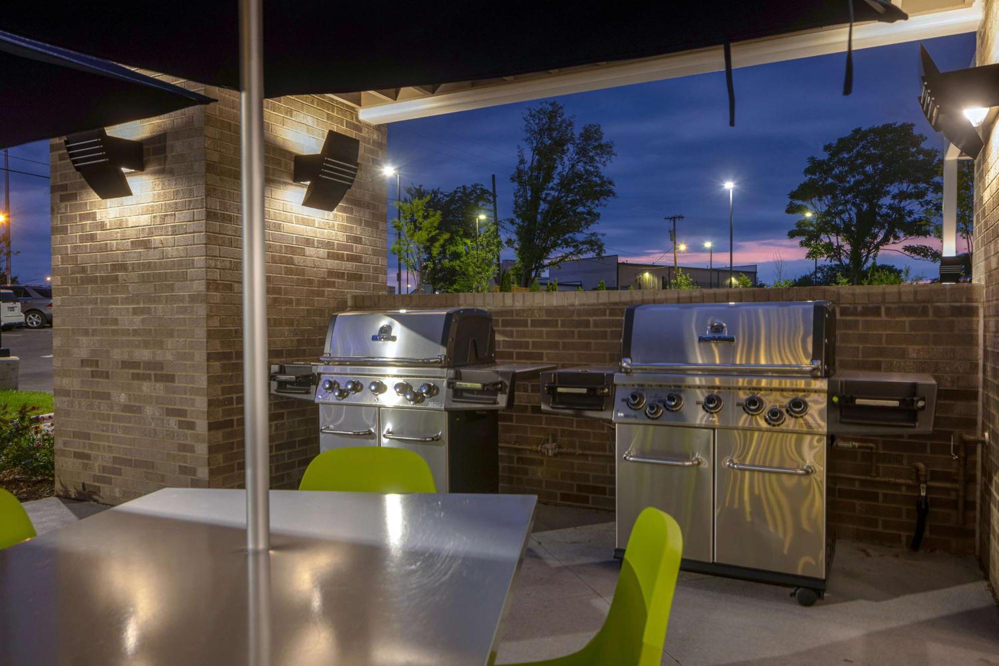 Home2 Suites By Hilton Nashville Downtown-Metrocenter Eksteriør bilde